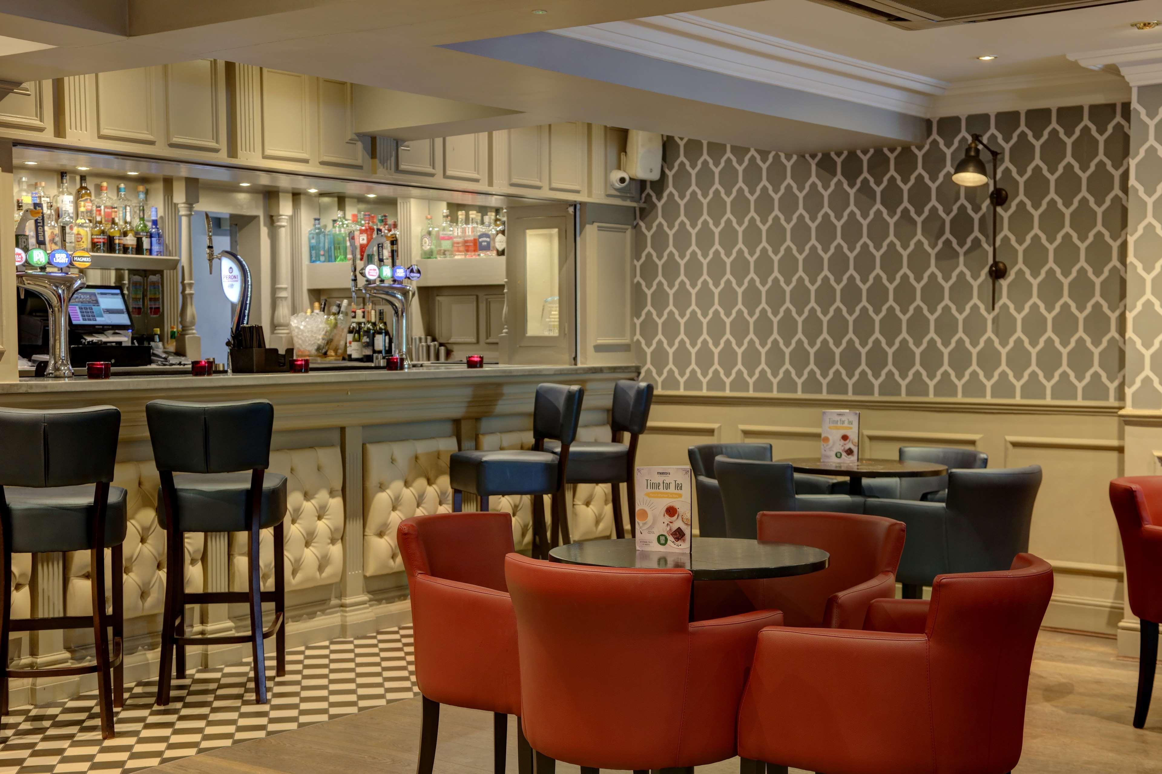 Hotel Western Premier Ema Yew 4*