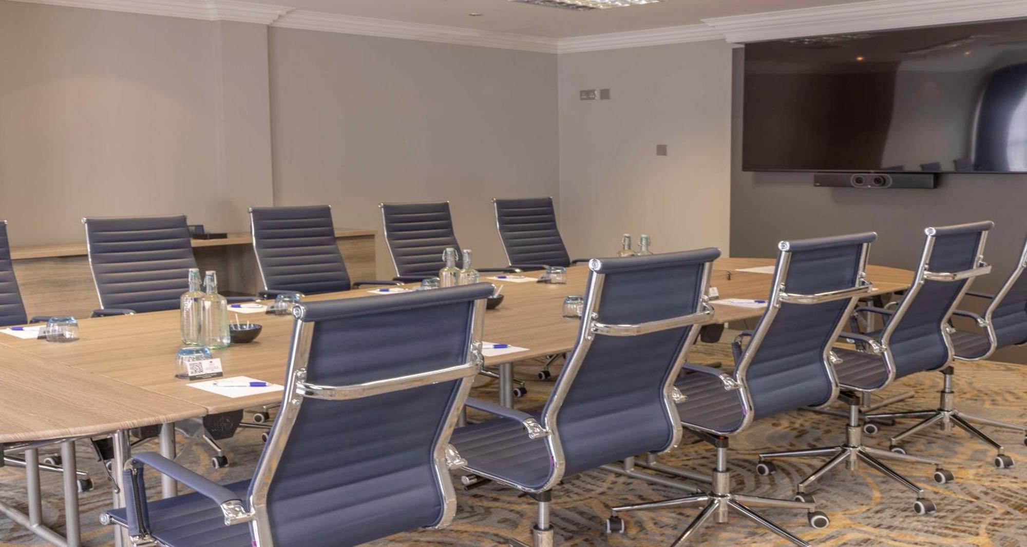 Crowne Plaza East Midlands Airport By Ihg Hotel Derby