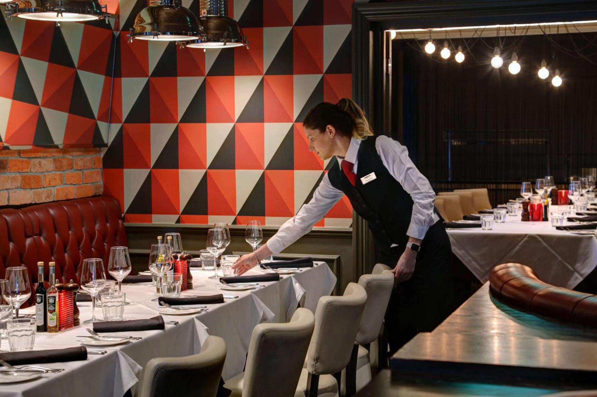 Crowne Plaza East Midlands Airport By Ihg Hotel