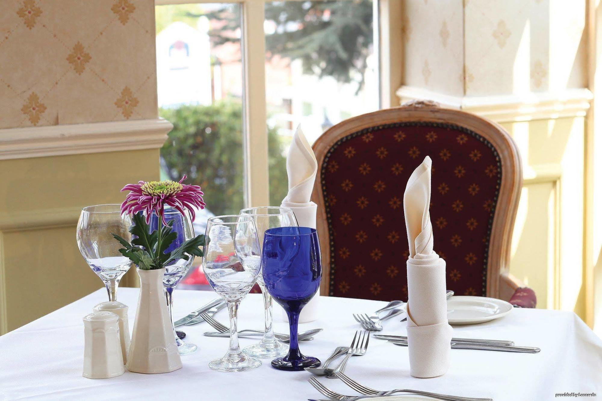 Western Premier Ema Yew Hotel Derby