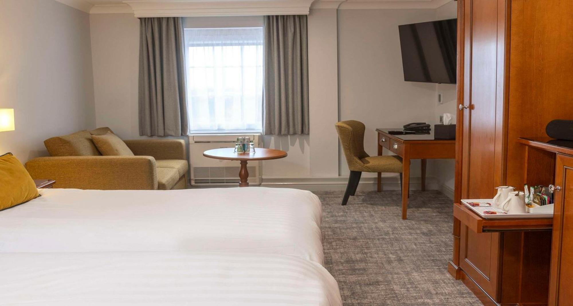 Best Western Premier EMA Yew Lodge Hotel